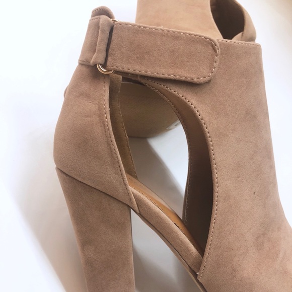 Tan Peep Toe Booties 😍✨ - Picture 2 of 2